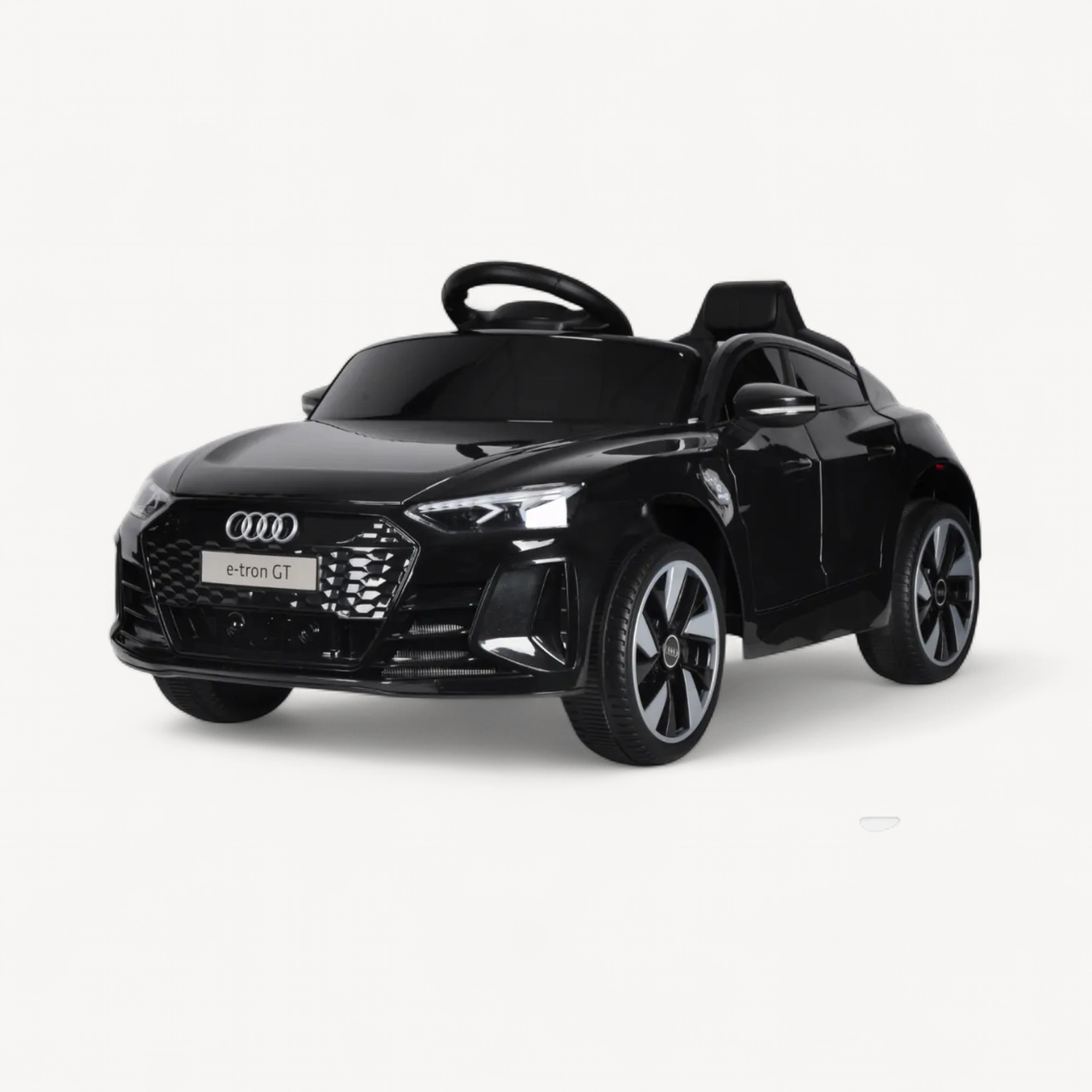 Audi RS e-tron GT metalik — dečiji auto na akumulator