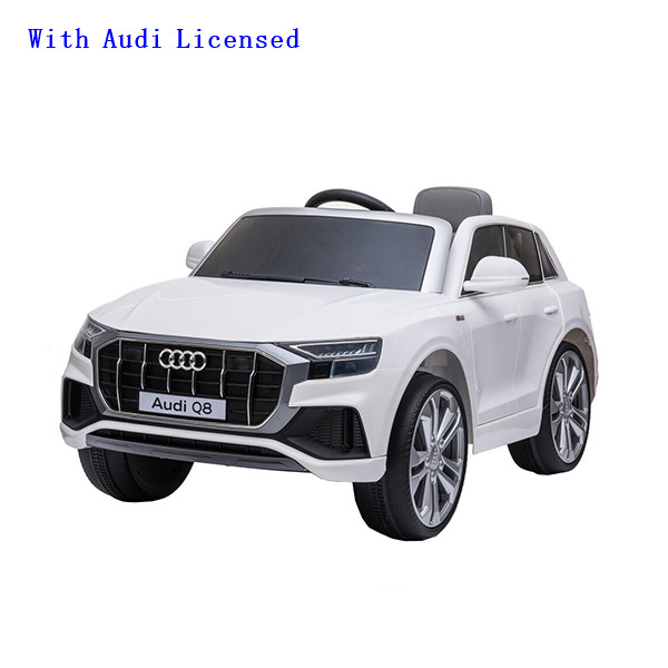 Audi Q8 — dečiji auto na akumulator